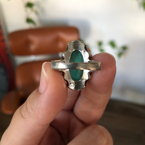 Vintage Turquoise Silver Ring - Picture 3 of 4